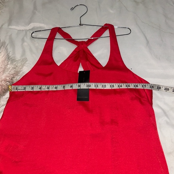 BCBG Edita Red Sleeveless Women's Top - Picture 5 of 7